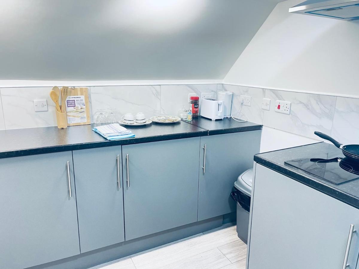 1 Bed Apartment With 2 Beds 1 Double Plus 1 Single Birmingham Eksteriør bilde